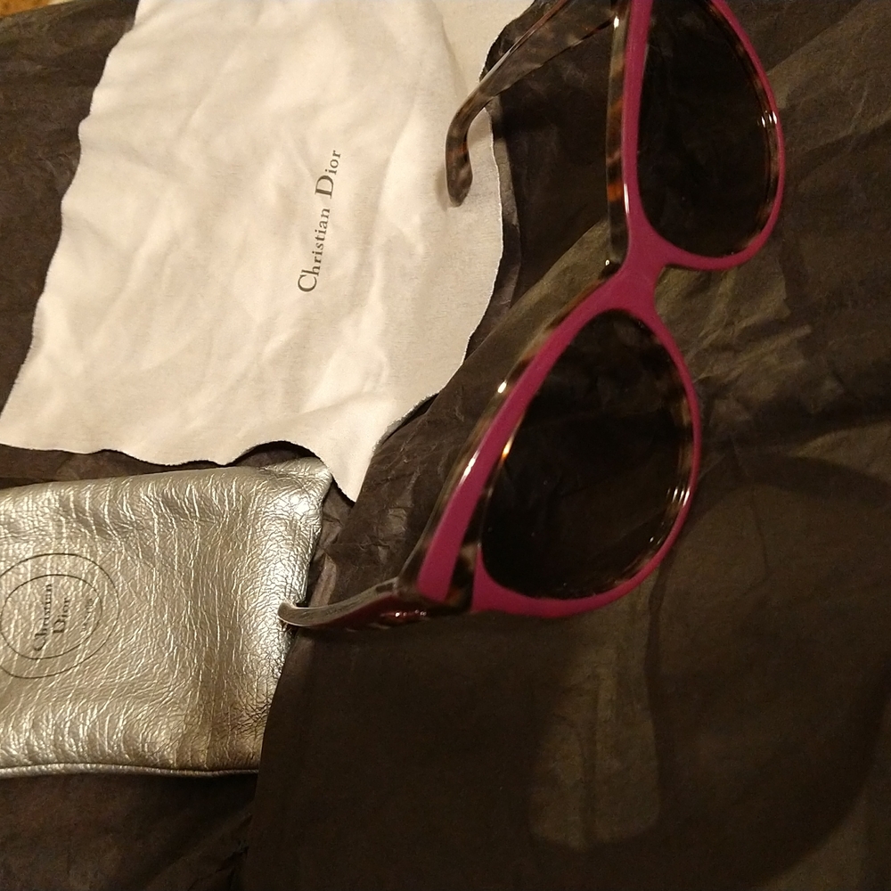 Christian Dior NWOT condition sunglasses!